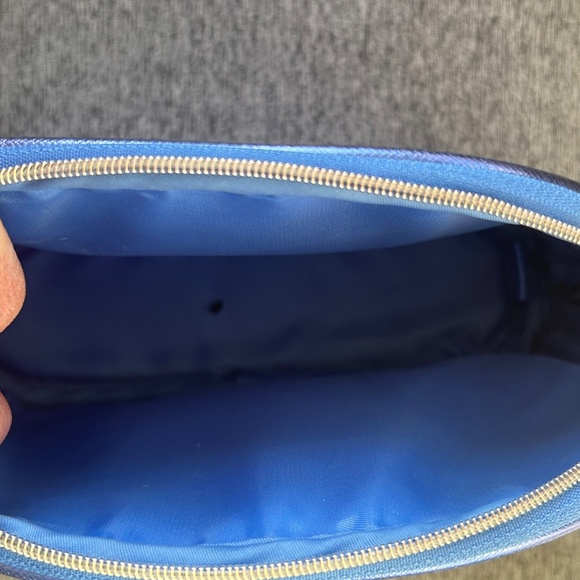 Lamer Blue Makeup Bag - Picture 4 of 7